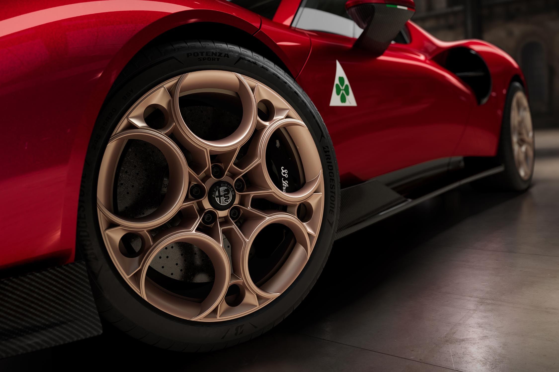 Alfa Romeo lève le voile sur sa nouvelle Supercar la 33 Stradale MotorGreen