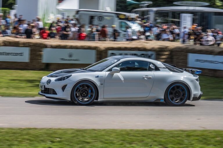 alpine-presentera-un-nouveau-showcar-debut-octobre-25968-3.jpg